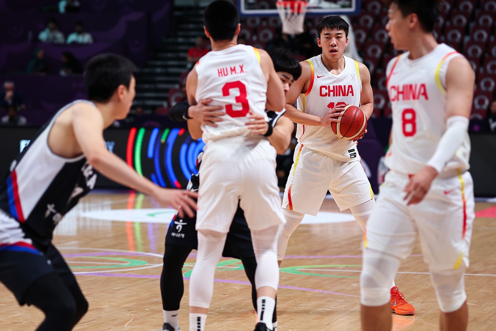 关于埃因霍温迎CBA常规赛关键赛，赛前刷新队史纪录，信心回归，身体对抗强度拉满的信息