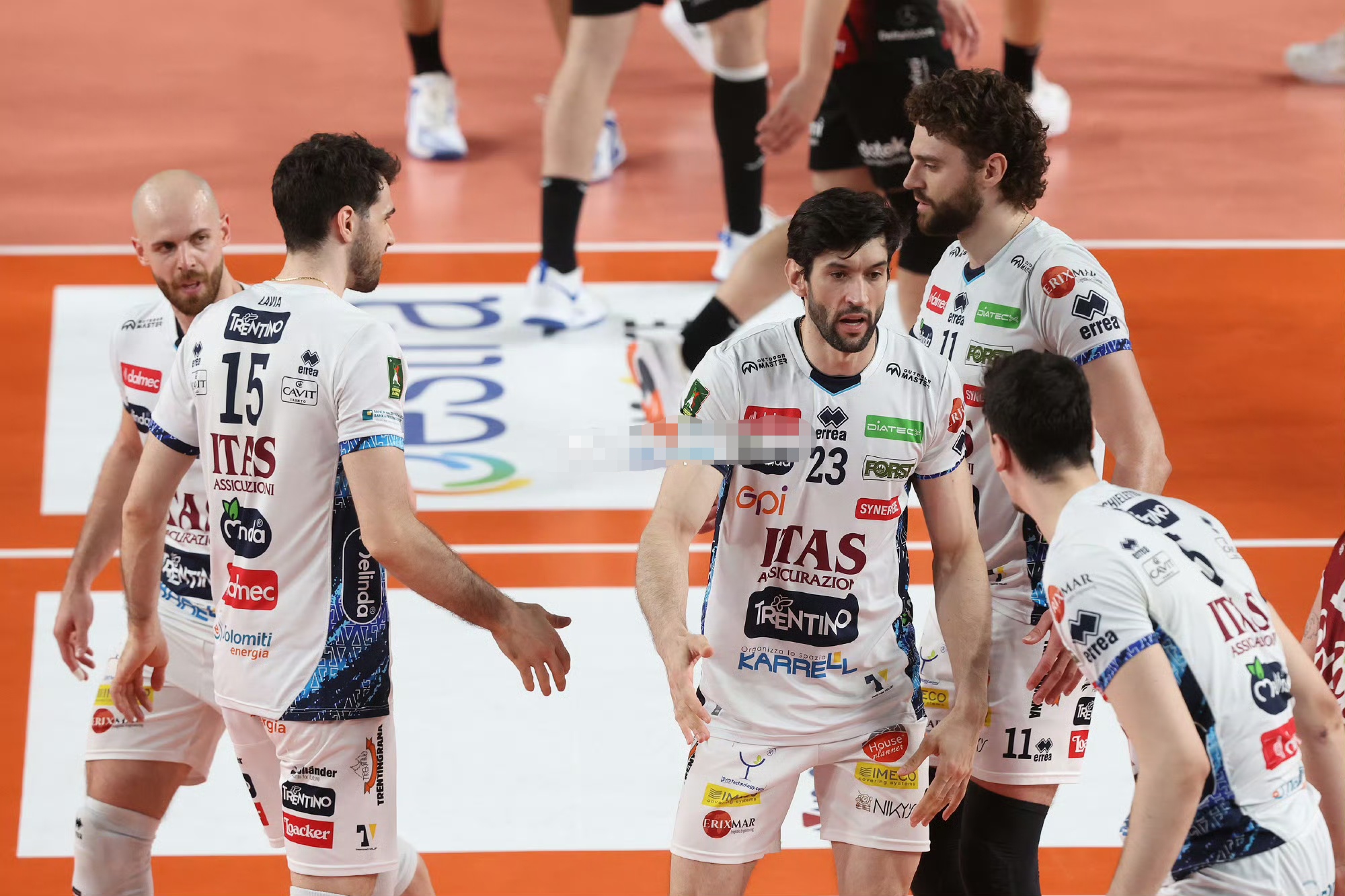 加时末段意大利杯传出新动向,山东泰山主帅复盘,管理层表态:话题不断,临场指挥获称赞 加时末段意大利杯传出新动向,山东泰山主帅复盘,管理层表态:话题不断,临场指挥获称赞