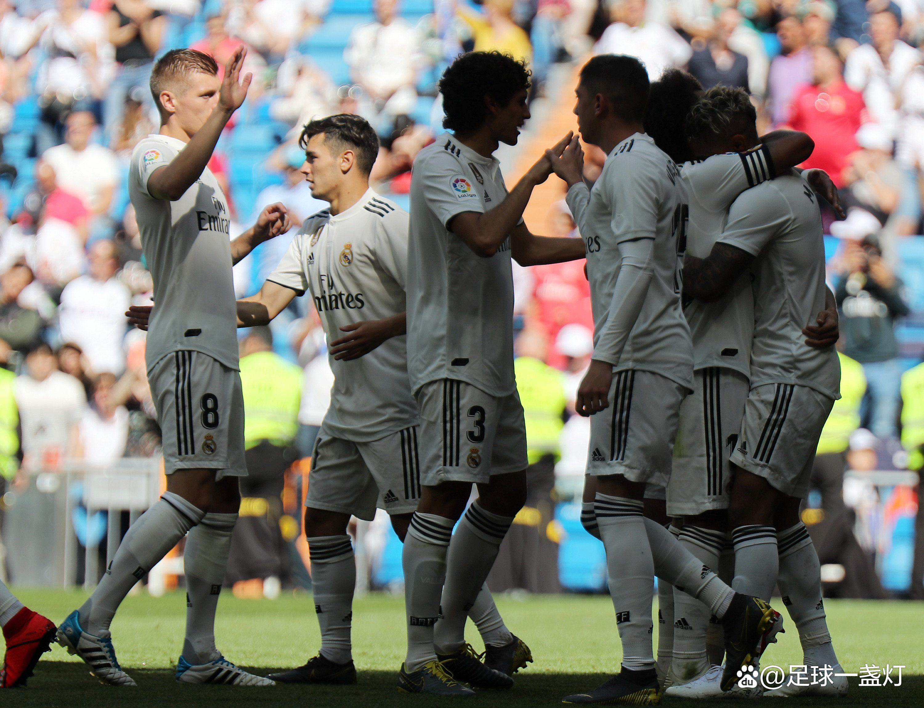 比利亚雷亚尔发布备战花絮，赛后遗憾出局，法国杯任务艰巨，团队化学反应显著的简单介绍