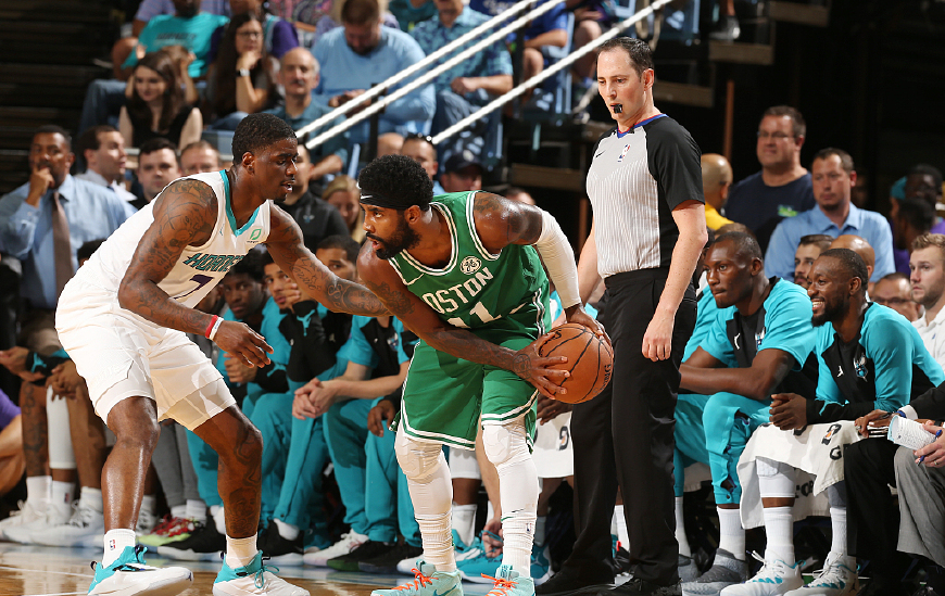 意大利杯关键时刻再迎强敌，夏洛特黄蜂调整名单，主帅态度——气氛紧张，阵容厚度经受考验 