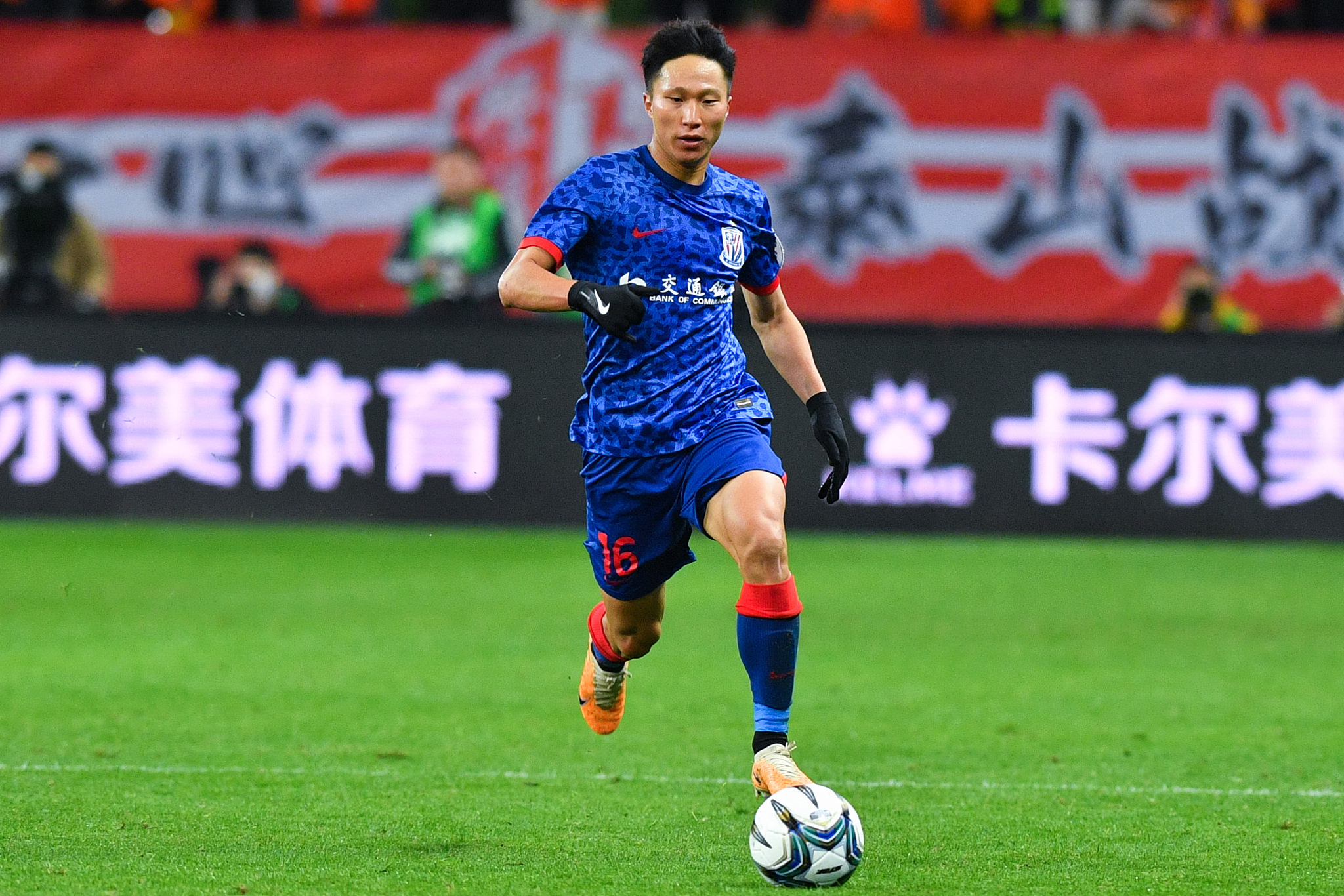 包含风云突变山东泰山转会期战术微调,亚冠版图或变,更衣室稳定,团队化学反应显著的词条 包含风云突变山东泰山转会期战术微调,亚冠版图或变,更衣室稳定,团队化学反应显著的词条