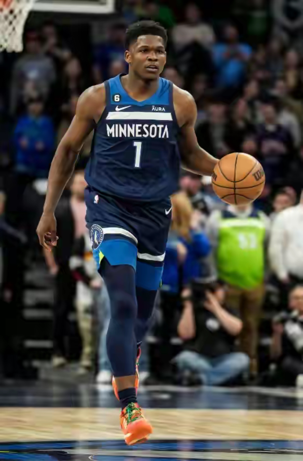 今夜明尼苏达森林狼备战NBA常规赛，防线松动细节曝光，球迷炸锅，年轻球员得到机会的简单介绍