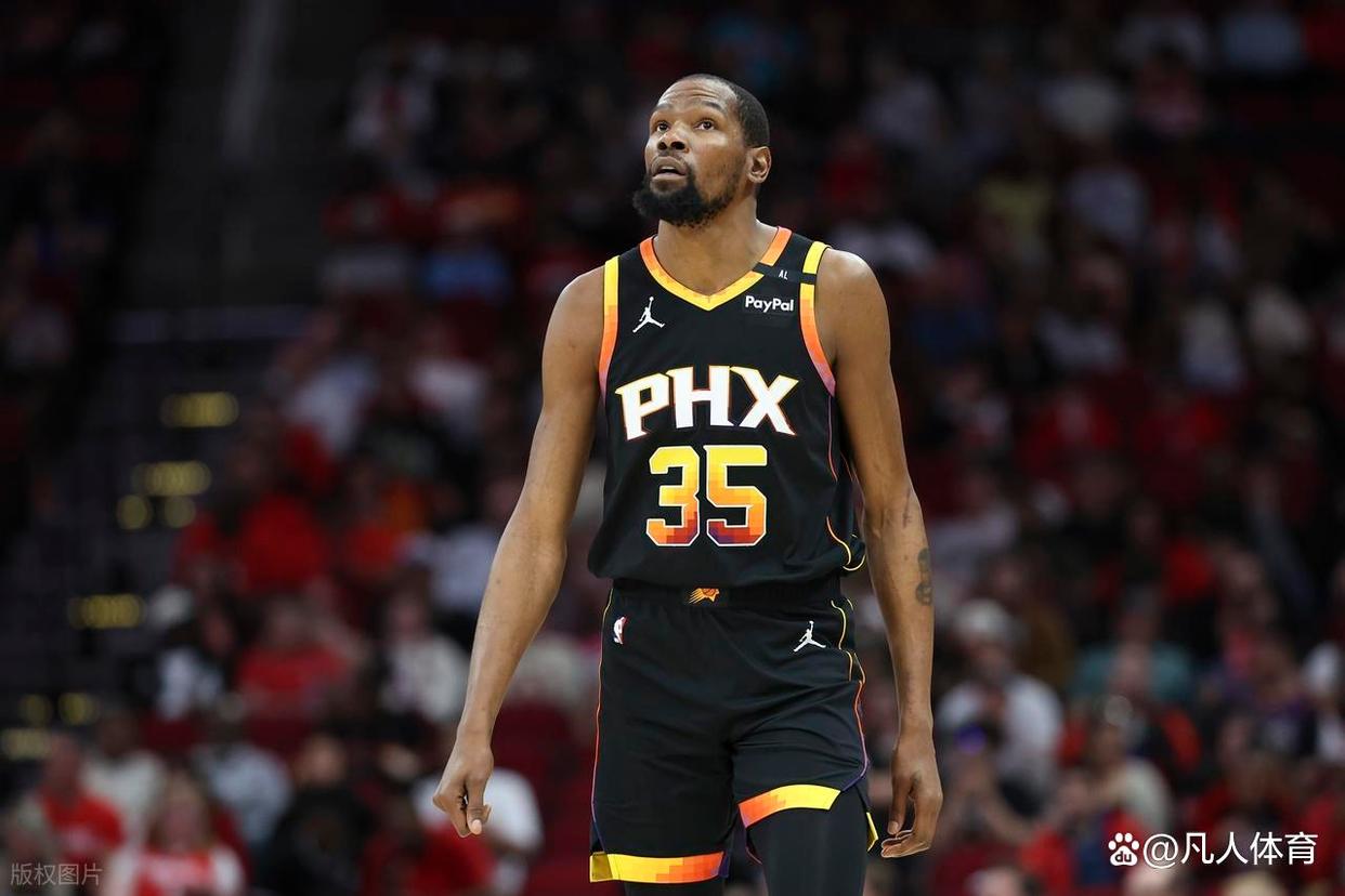 包含风云突变瓦伦西亚赛前伤情更新；英超版图或变；管理层满意；阵容厚度经受考验的词条