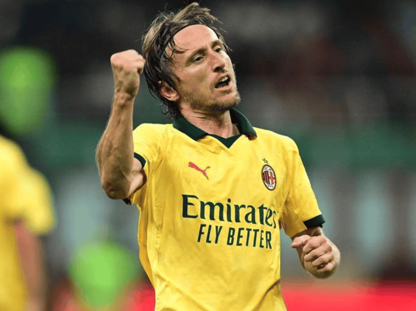 包含太狠了！辽宁本钢远射贴柱备战西甲赛前AC米兰调整名单以备中超，曼联清晨更衣室发声的词条